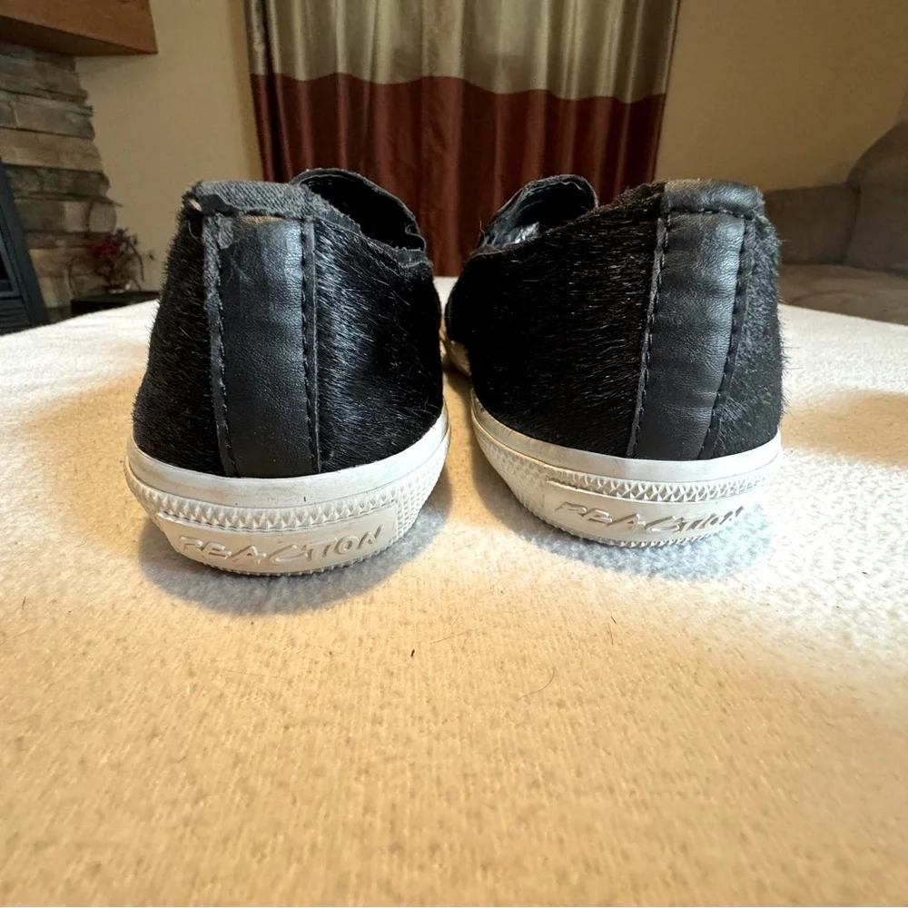 (7.5) Salt N Peppa Kenneth Cole Reaction Cow Hair Black Loafers
